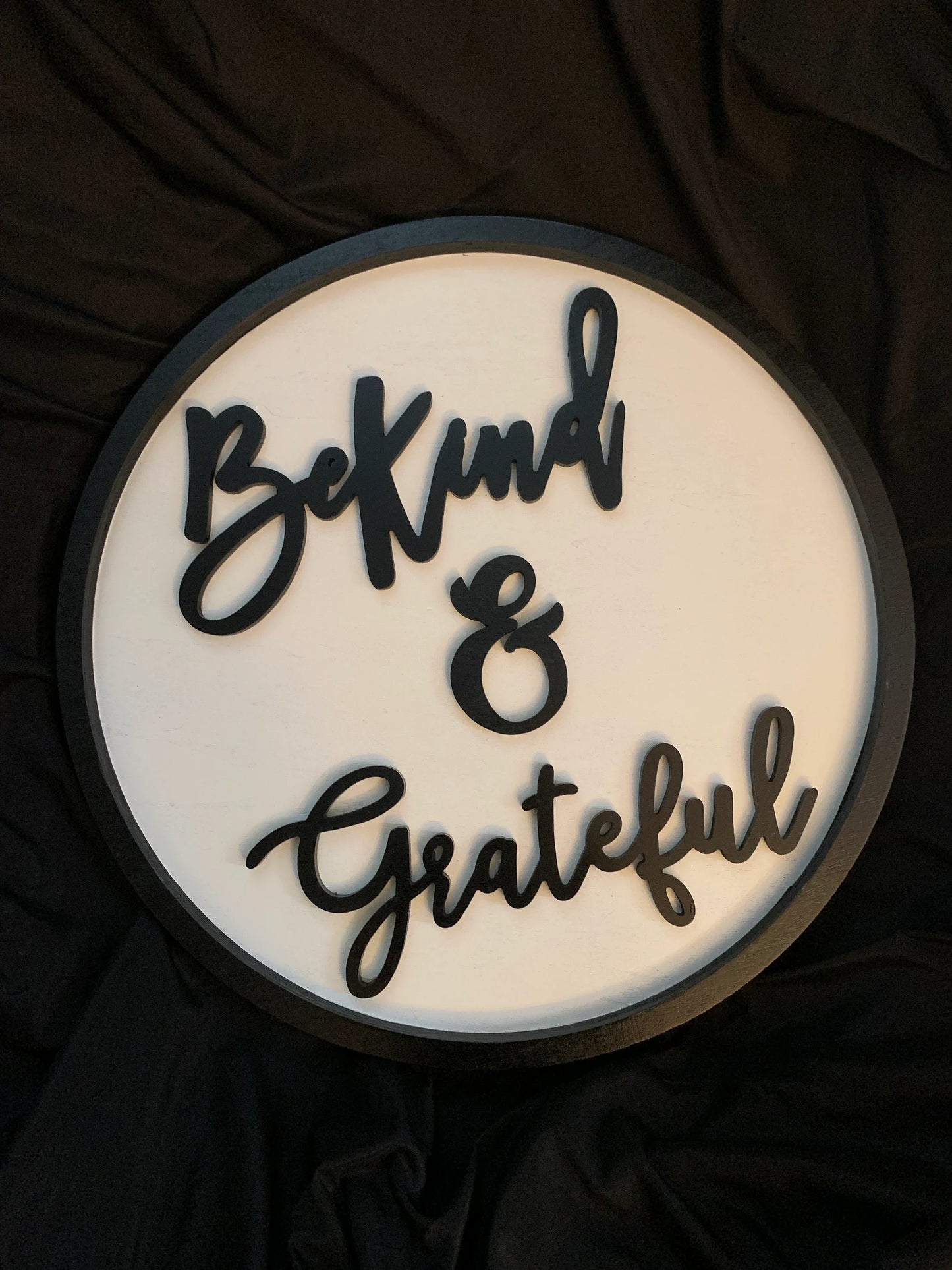 Beautiful Large Modern Design Black and White “Be Kind & Grateful” Wooden Wall Sign/Door Sign